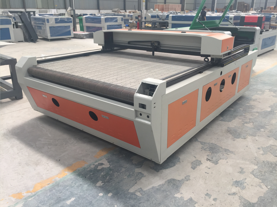 Máy cắt vải tự động - 2